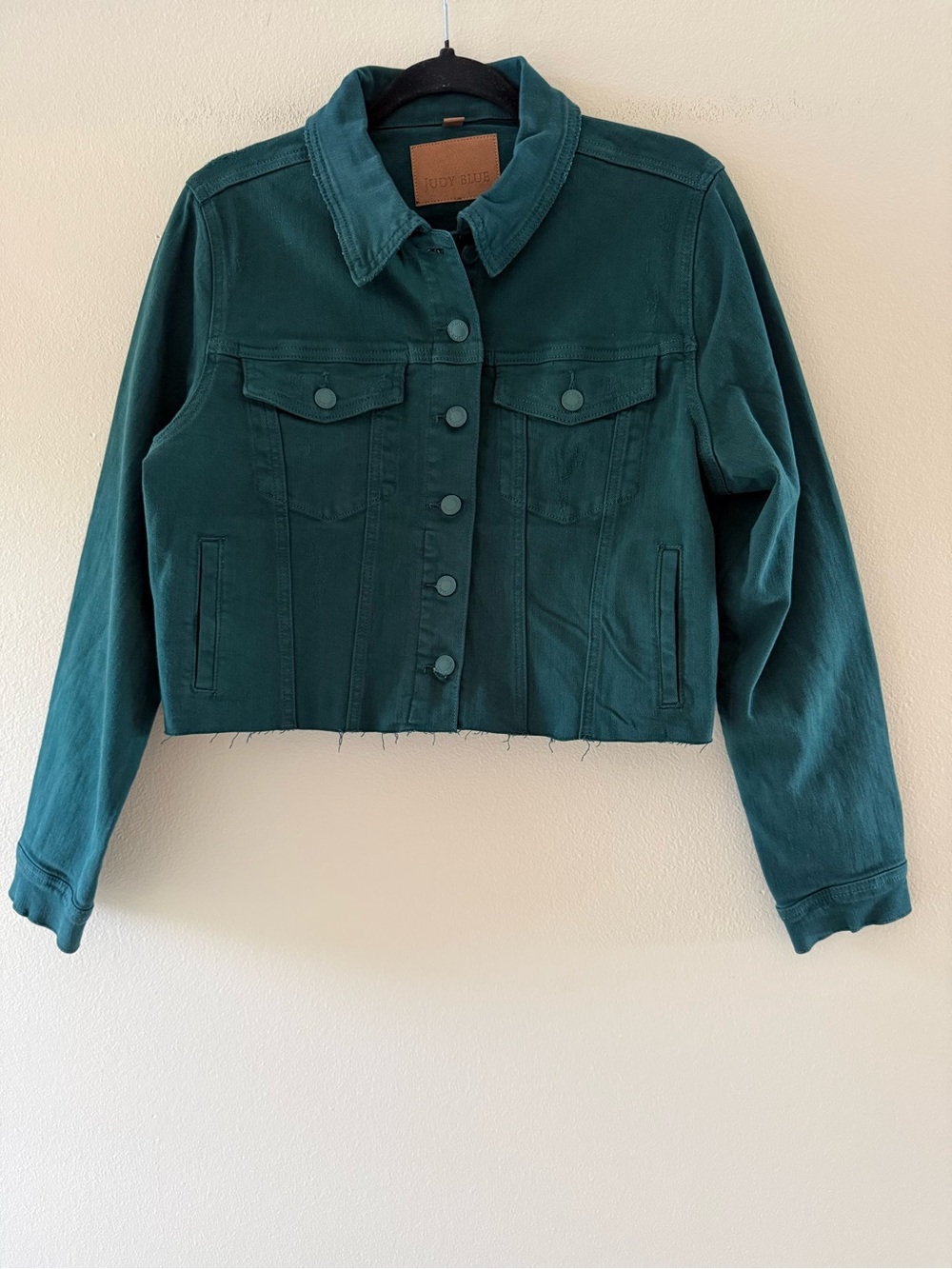 Judy Blue Women’s Green Raw Hem Cropped Denim Jacket